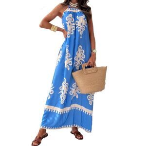 Women’s Blue Floral Halter Maxi Dress Sleeveless Boho Style Size S NWT